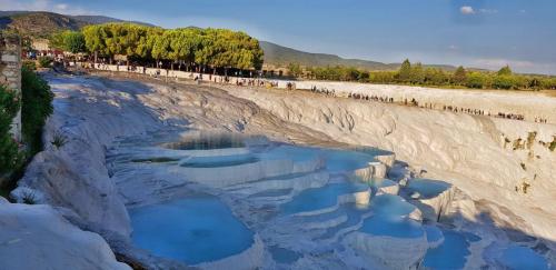 Click to view more pictures